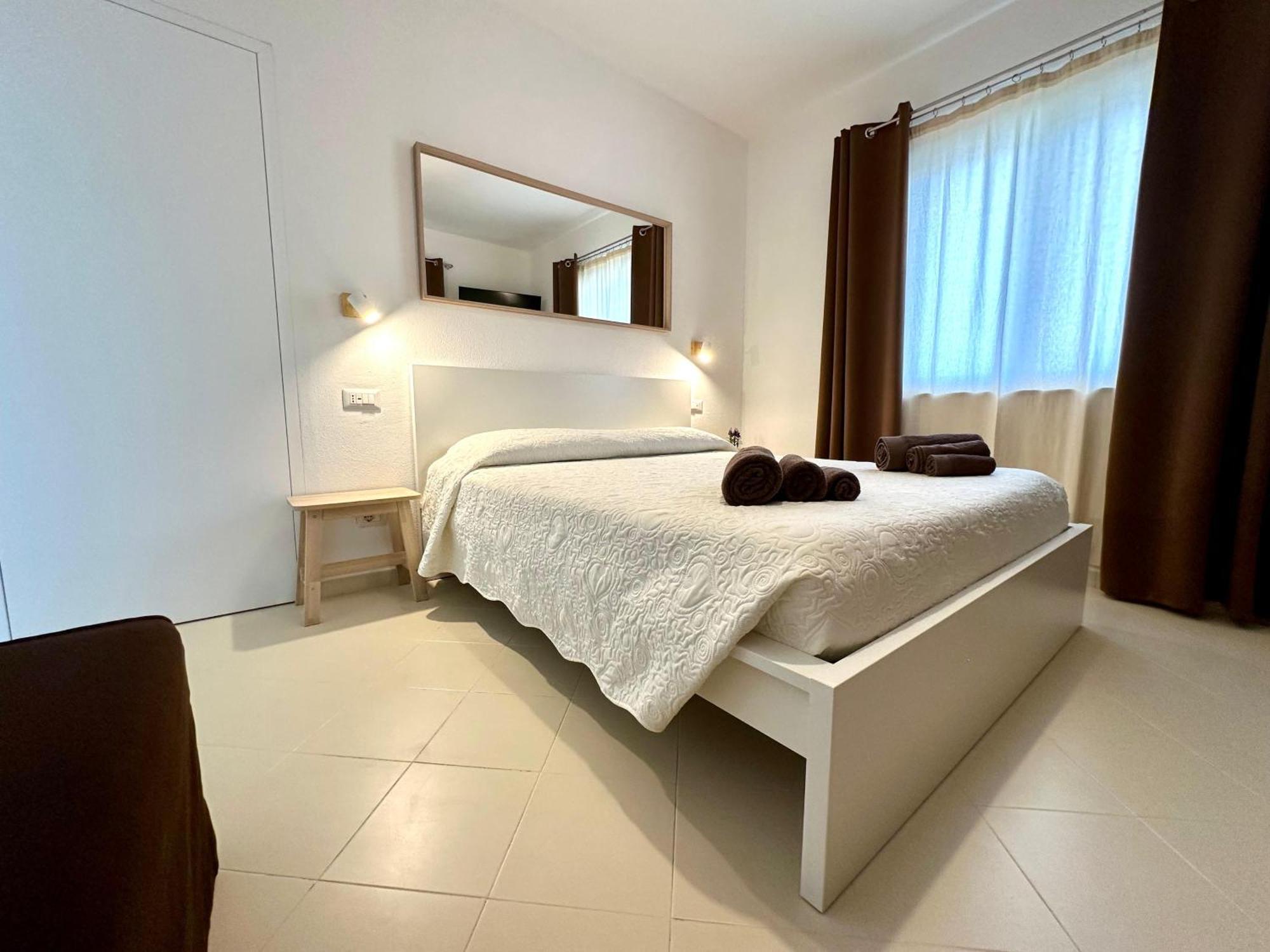 Lotto 16 - Guest House Olbia Esterno foto